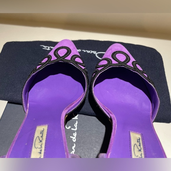 Oscar de la Renta ‘Brendita’ Suede Heels Size 5 main image 4